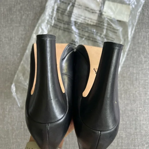 Anthropologie Miss Albright Black Leather Bow Heels - Picture 5 of 5